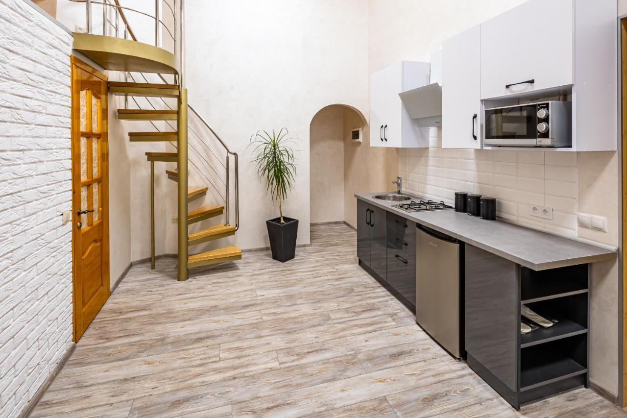 Apartment On Kovzhuna Street Львов Экстерьер фото