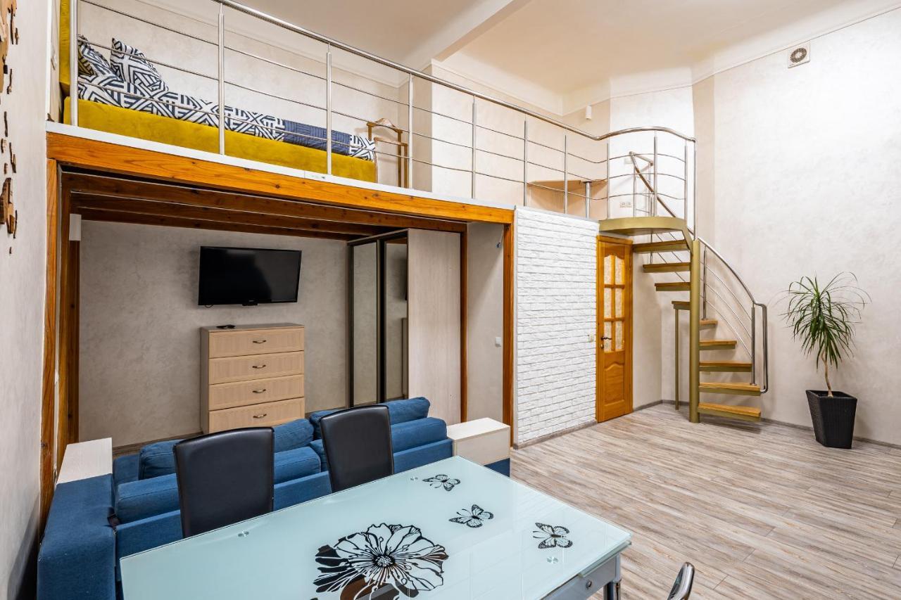 Apartment On Kovzhuna Street Львов Экстерьер фото